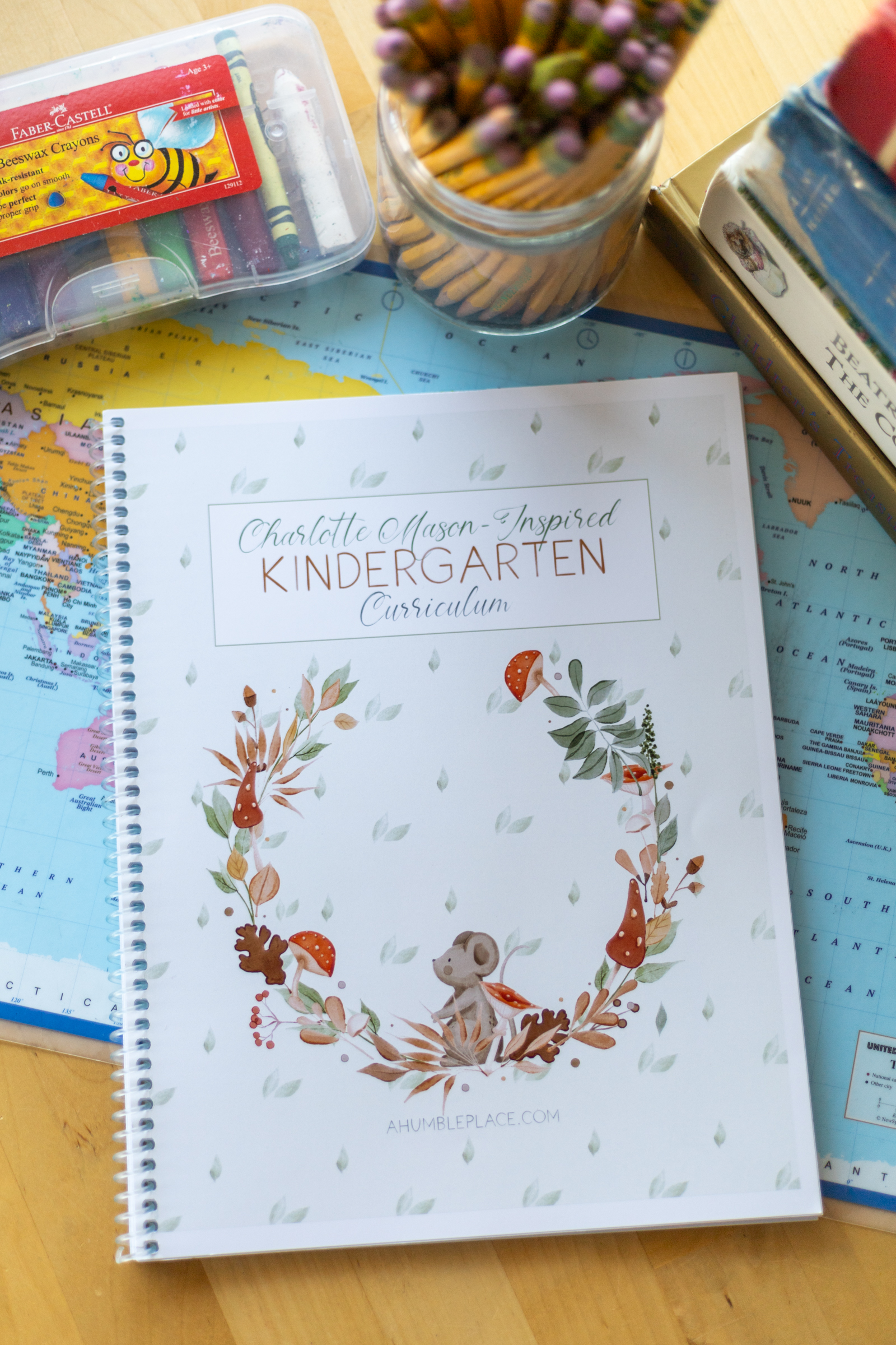 Charlotte Mason-Inspired Kindergarten Curriculum (free booklist!)